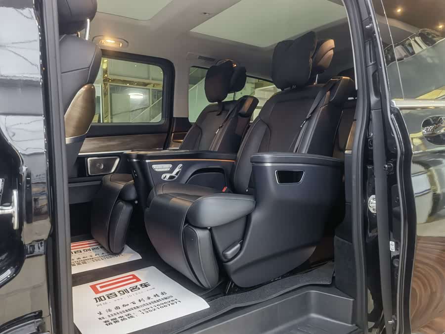 Mercedes-Benz V Class 2024 #16 Mercedes-Benz V Class 2024 car image #16