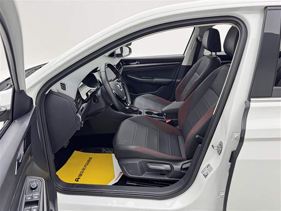 Volkswagen Bora 2020 car image #16