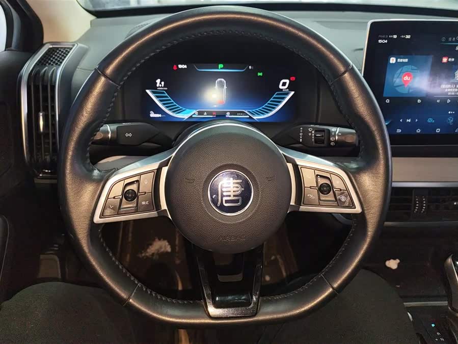 BYD Tang 2019 #16 BYD Tang 2019 car image #16