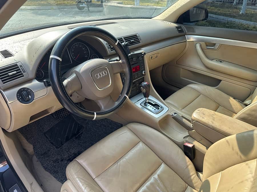 Audi A4 2008 immagine di auto #16