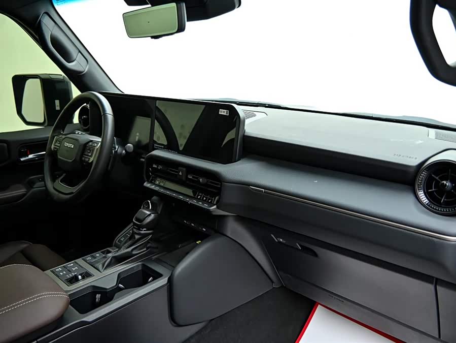 Toyota Land Cruiser Prado 2025 #16 Toyota Land Cruiser Prado 2025 immagine di auto #16