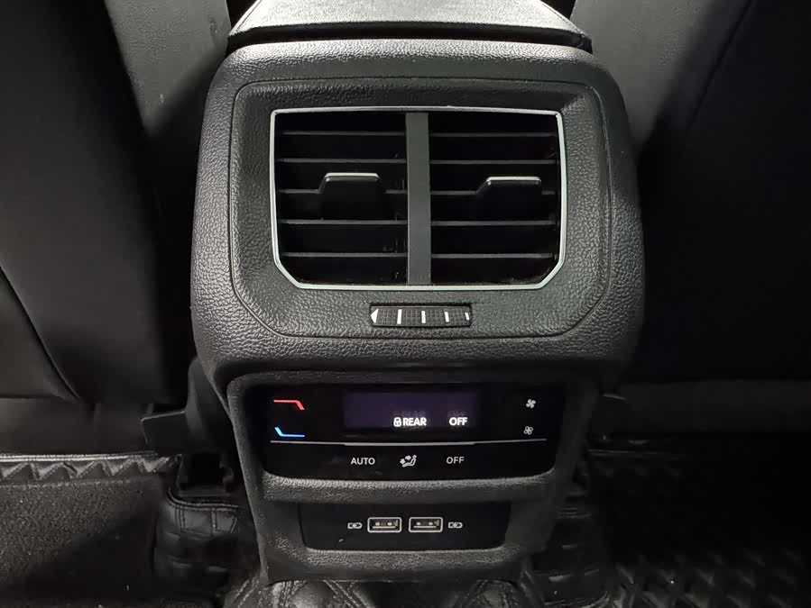 Volkswagen Tayron 2023 #16 Volkswagen Tayron 2023 immagine di auto #16