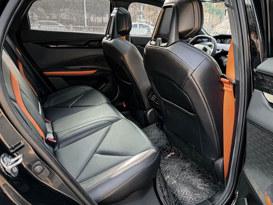 Changan UNI-V 2022 car image #16