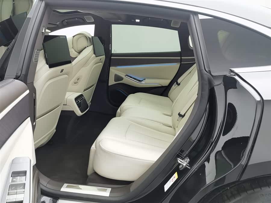 Denza Z9 2024 #16 Denza Z9 2024 car image #16