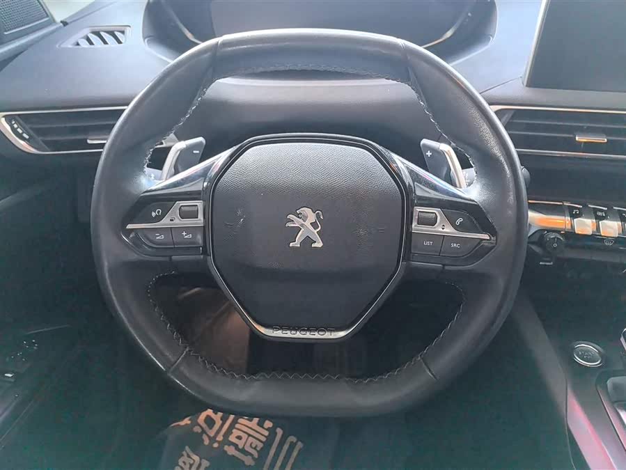 Peugeot 5008 2019 car image #16