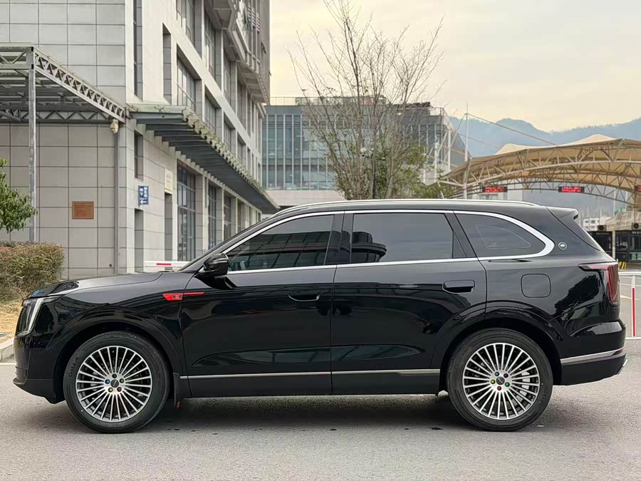 Jetour X70L 2025 car image #16