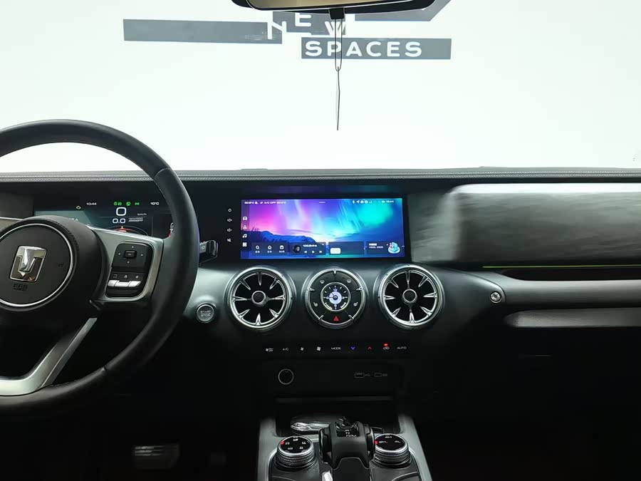 Tank 300 2025 #16 Tank 300 2025 car image #16