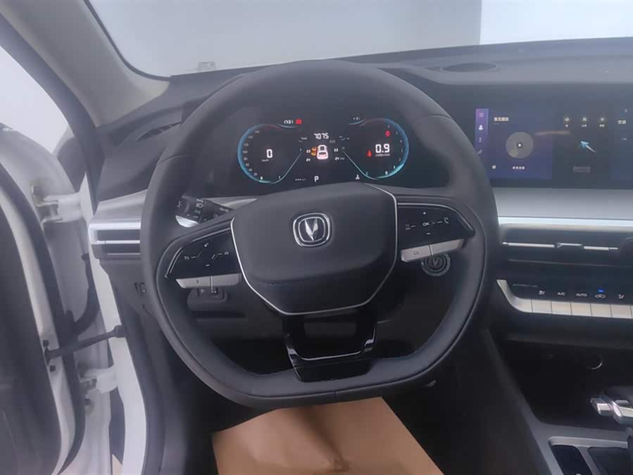 Changan CS35 Plus 2024 صورة سيارة #16