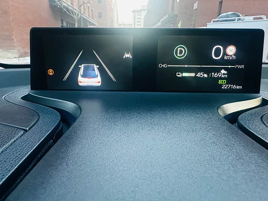 Toyota bZ3 2023 immagine di auto #16