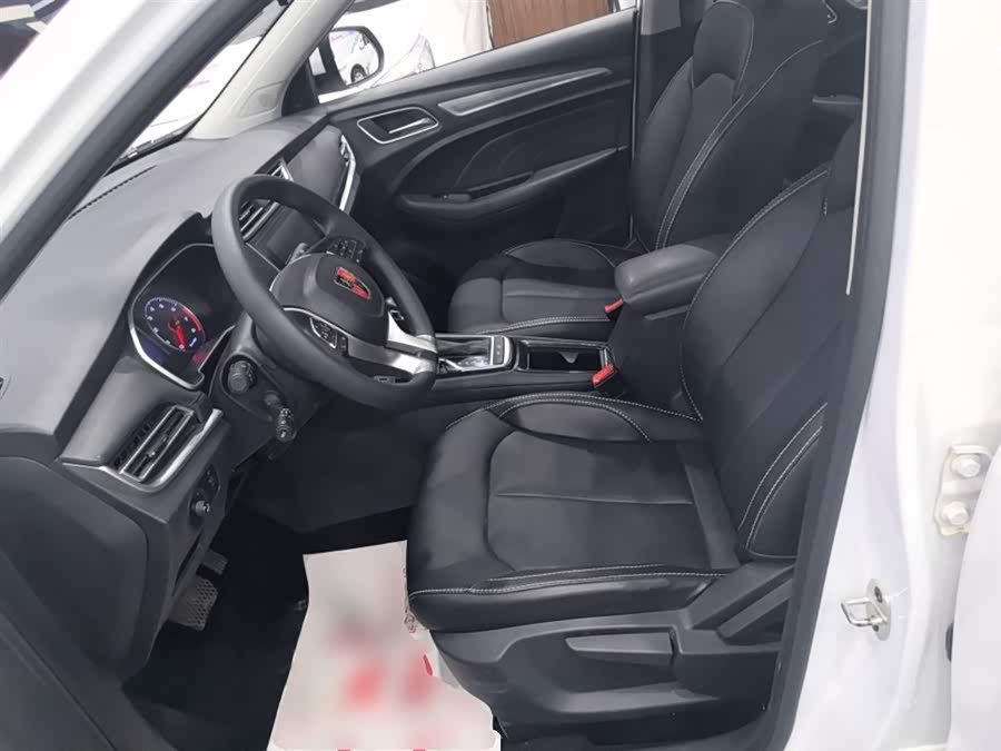 Roewe RX3 2020 изображение автомобиля #16