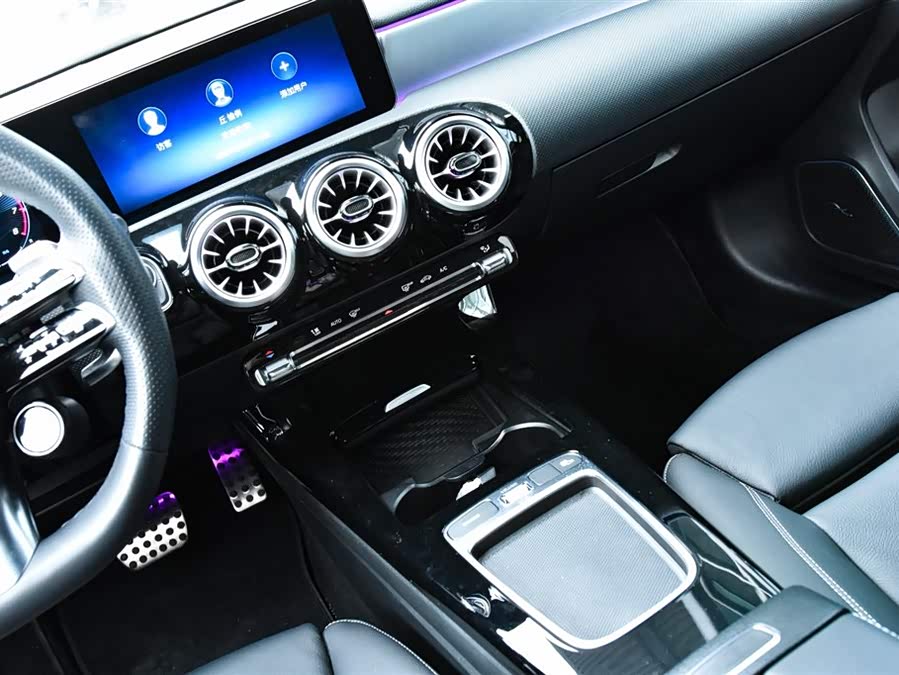 Mercedes-Benz A AMG 2025 #16 Mercedes-Benz A AMG 2025 صورة سيارة #16