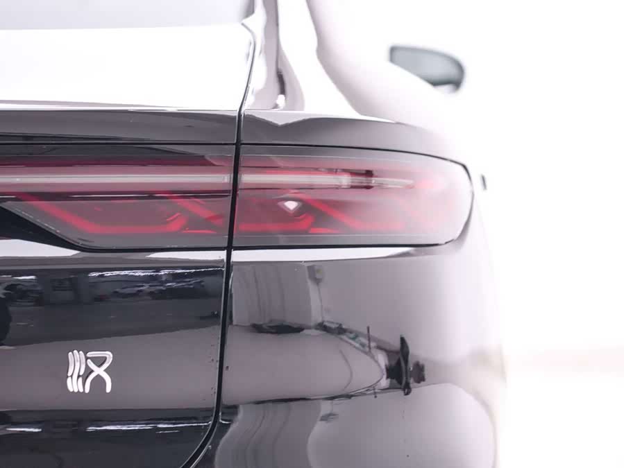 BYD Han 2024 car image #16