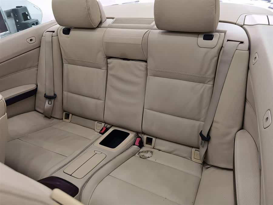 BMW 3 Series (Imported) 2010 car image #16