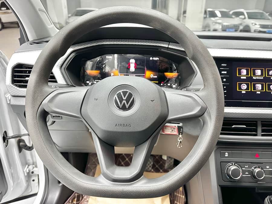 Volkswagen Tacqua 2023 #16 Volkswagen Tacqua 2023 car image #16