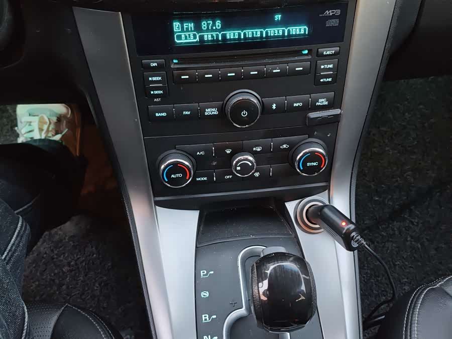 Chevrolet Captiva 2017 #16 Chevrolet Captiva 2017 car image #16