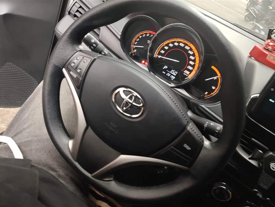 Toyota Yaris L Zhixiang 2022 صورة سيارة #16