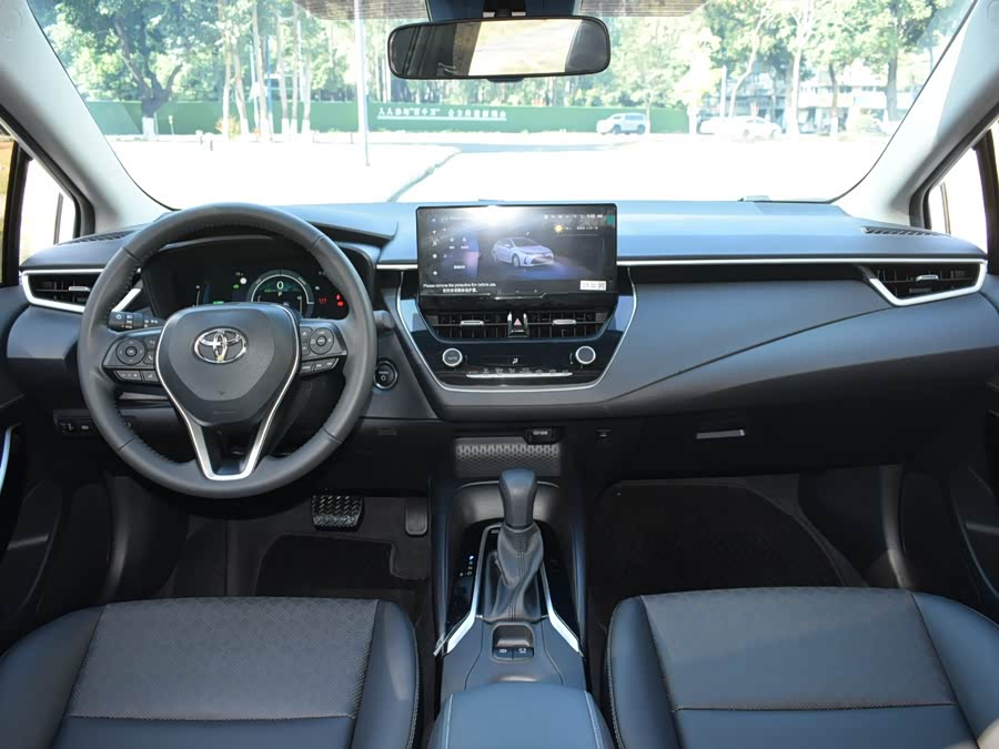 Toyota Corolla 2025 car image #16