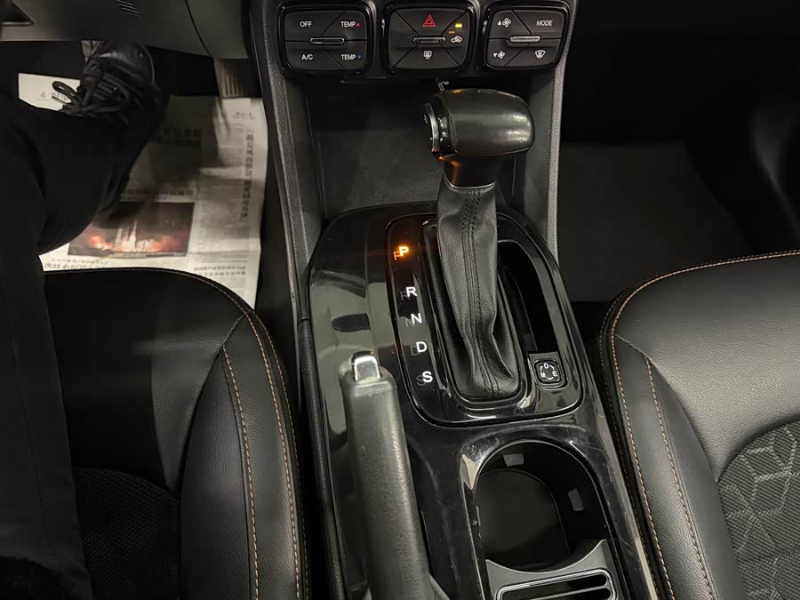 GAC Trumpchi GS3 2020 #16 GAC Trumpchi GS3 2020 car image #16