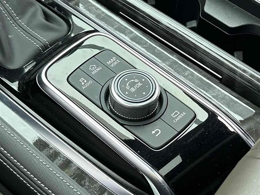 日产 途乐 2022 汽车图片 #16