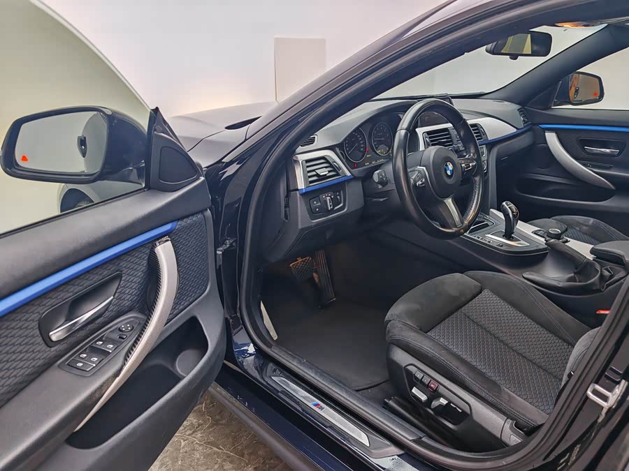 BMW 4 Series 2018 car image #16