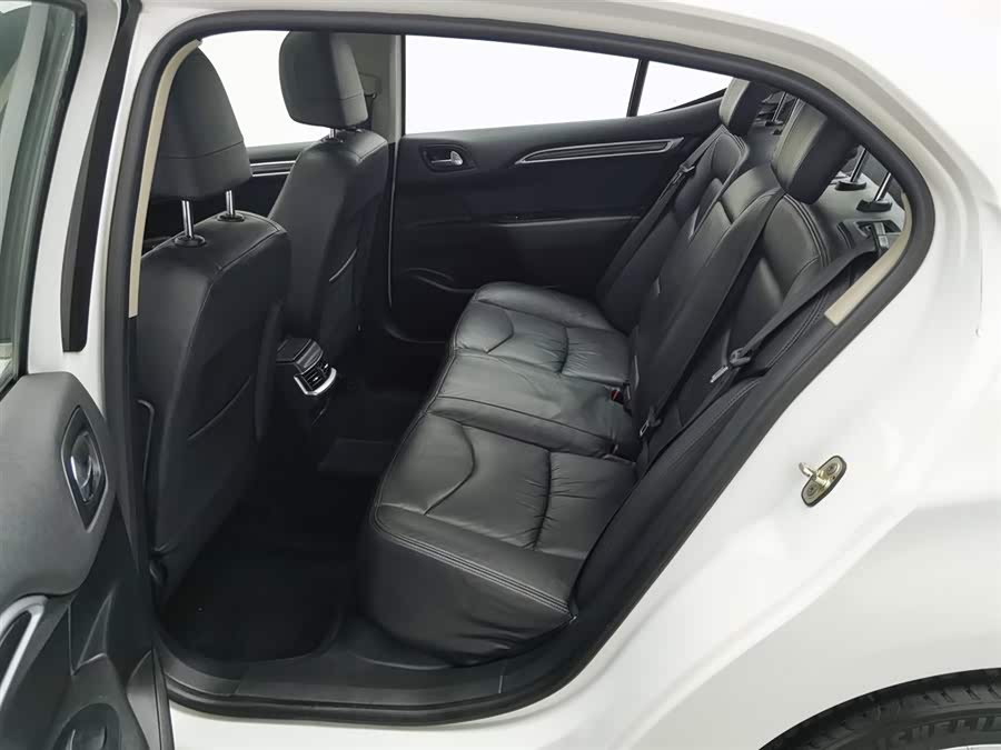 Citroen C4L 2016 imagen de coche #16