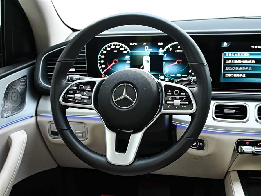 Mercedes-Benz GLE Class 2023 car image #16