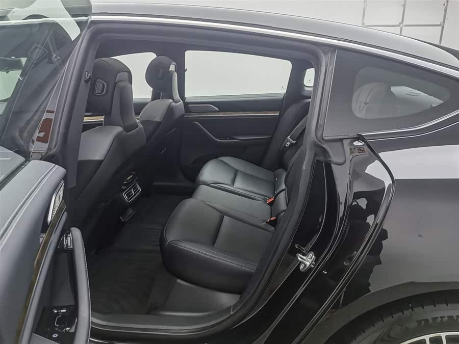 哪吒汽车 哪吒S 2023 汽车图片 #16