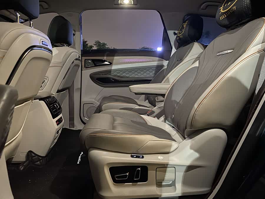 Forthing Yacht 2023 car image #16