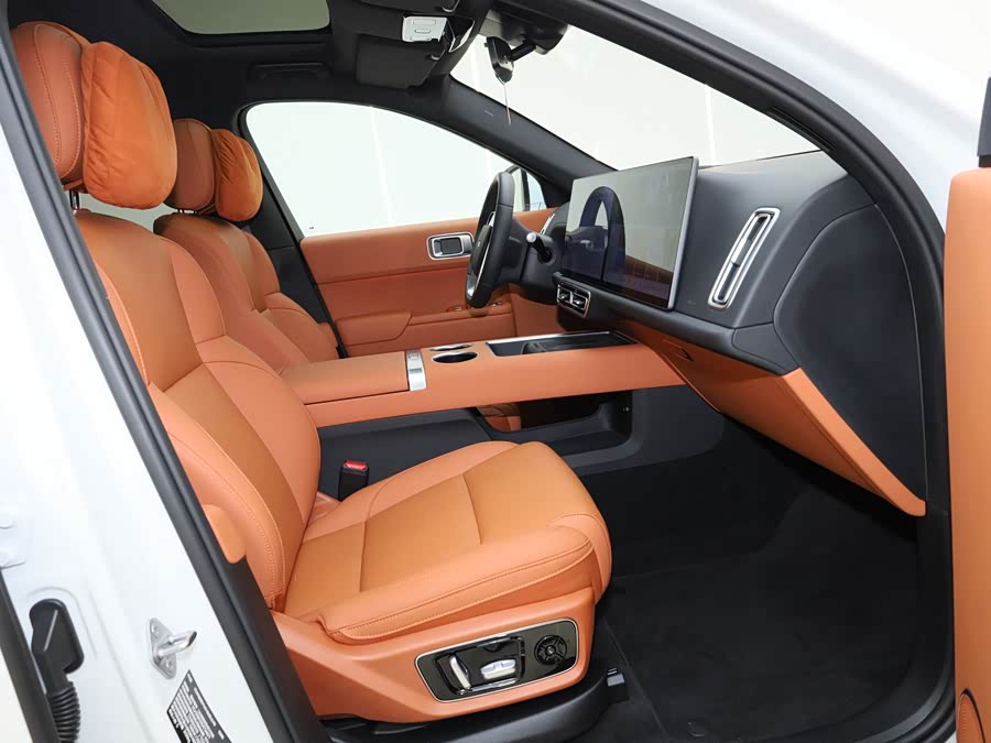 Li L7 2025 immagine di auto #16