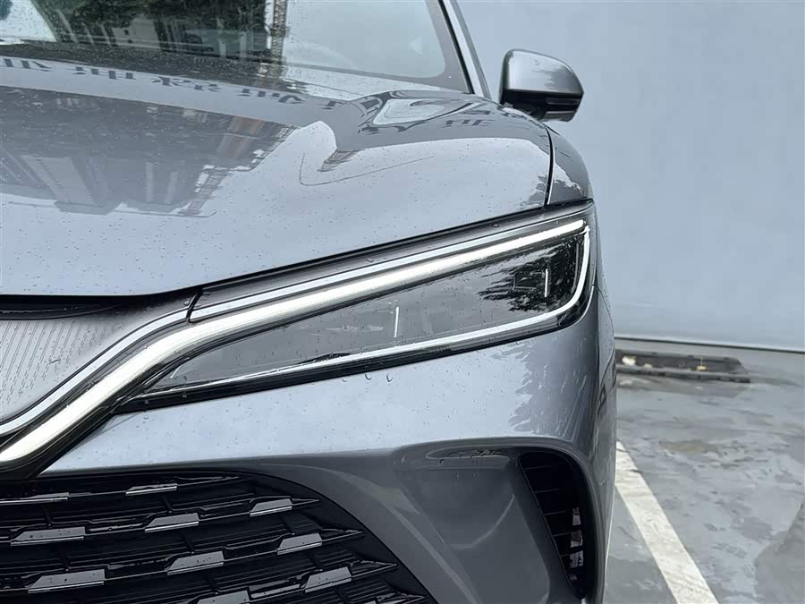 BYD SongL DM-i 2025 #16 BYD SongL DM-i 2025 car image #16