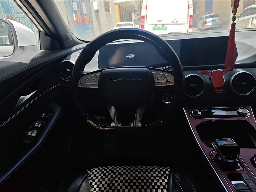 Forthing T5 EVO 2021 car image #16