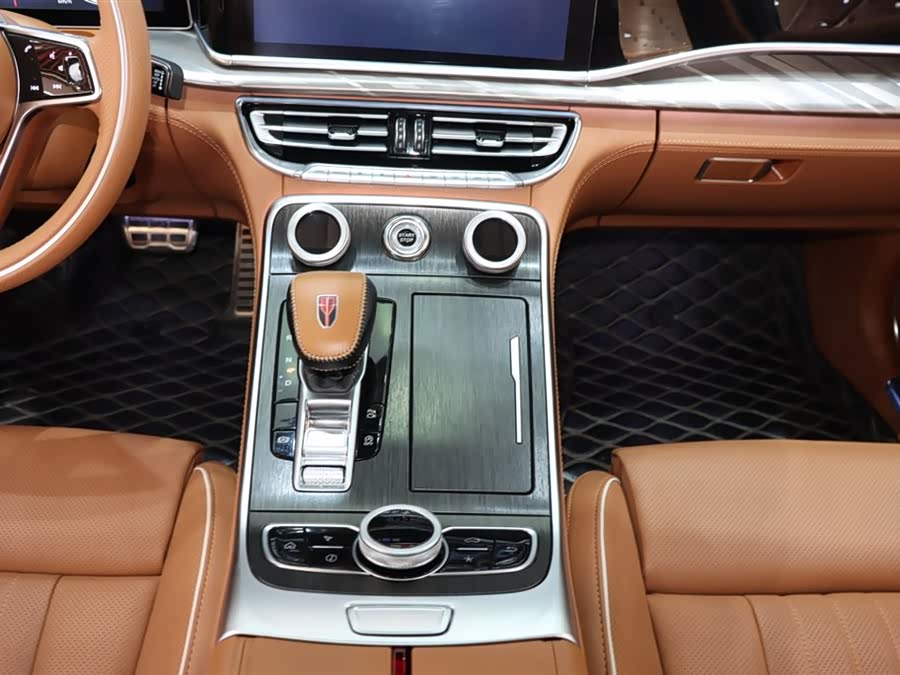 HongQi H9 2023 car image #16