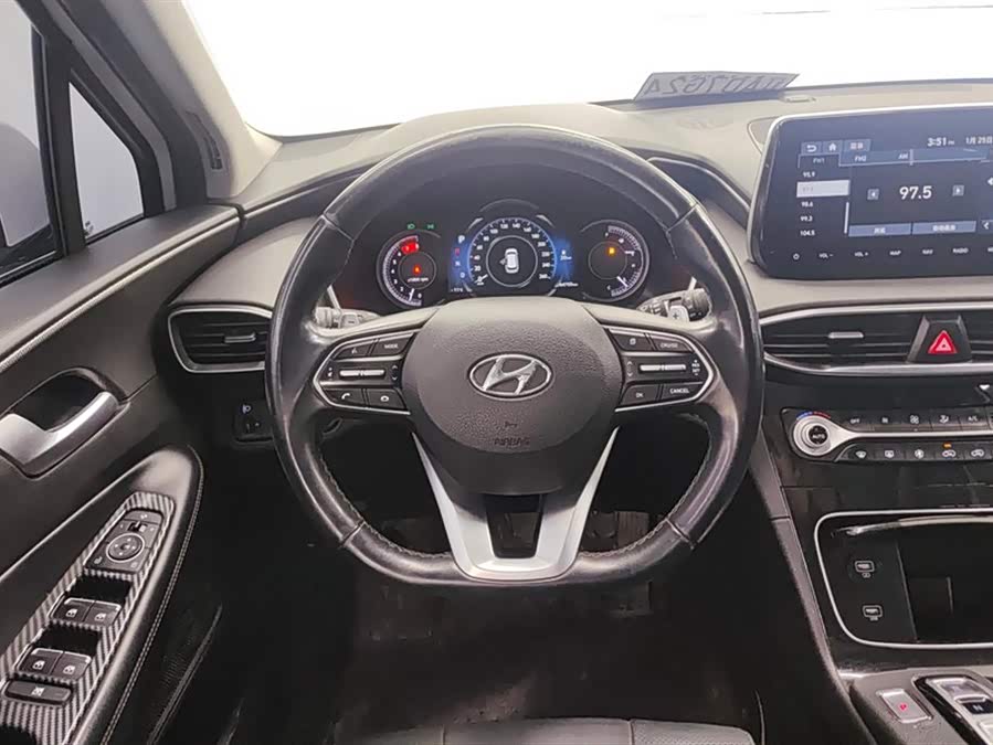 Hyundai Santa Fe 2020 #16 Hyundai Santa Fe 2020 car image #16