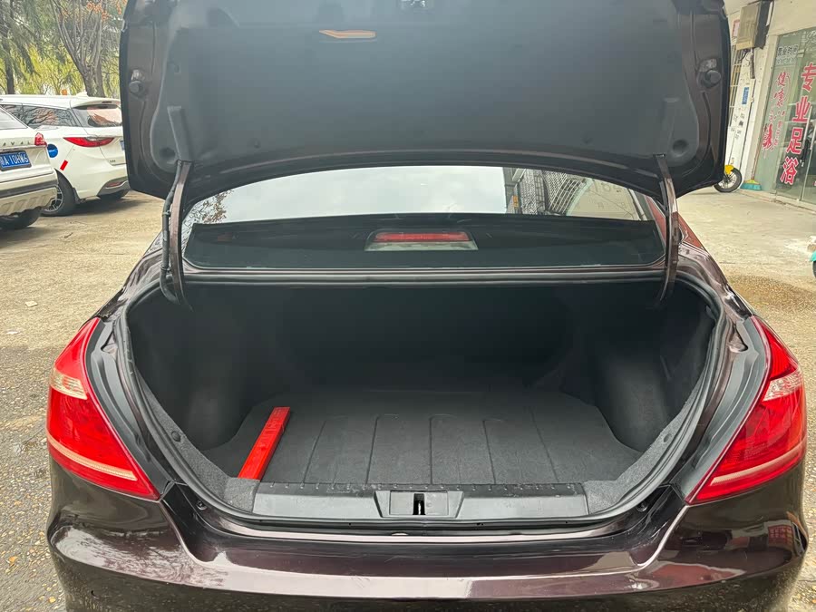 GEELY Emgrand 2016 car image #16