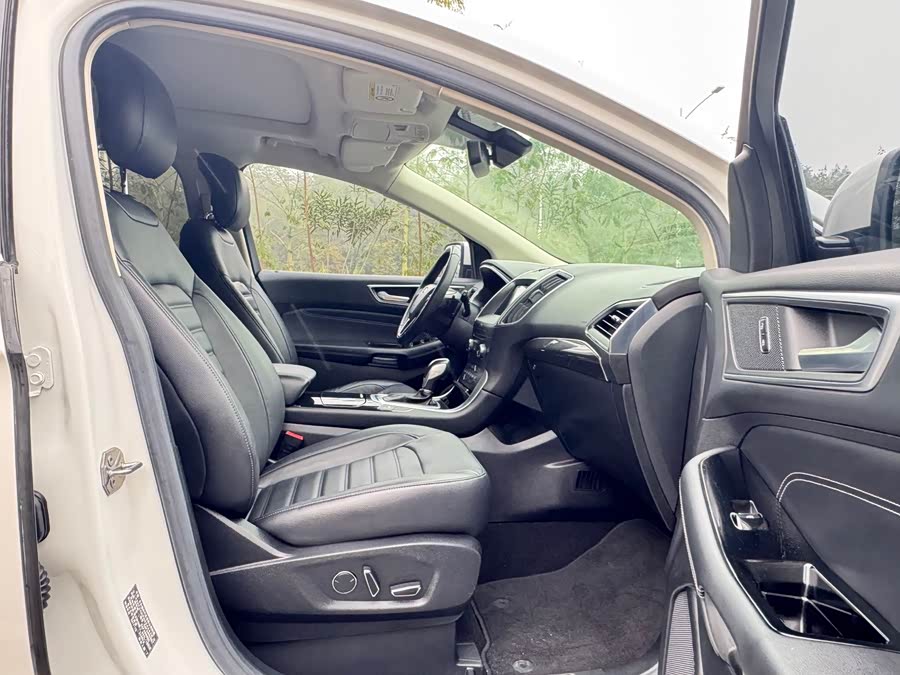Ford Edge 2018 car image #16
