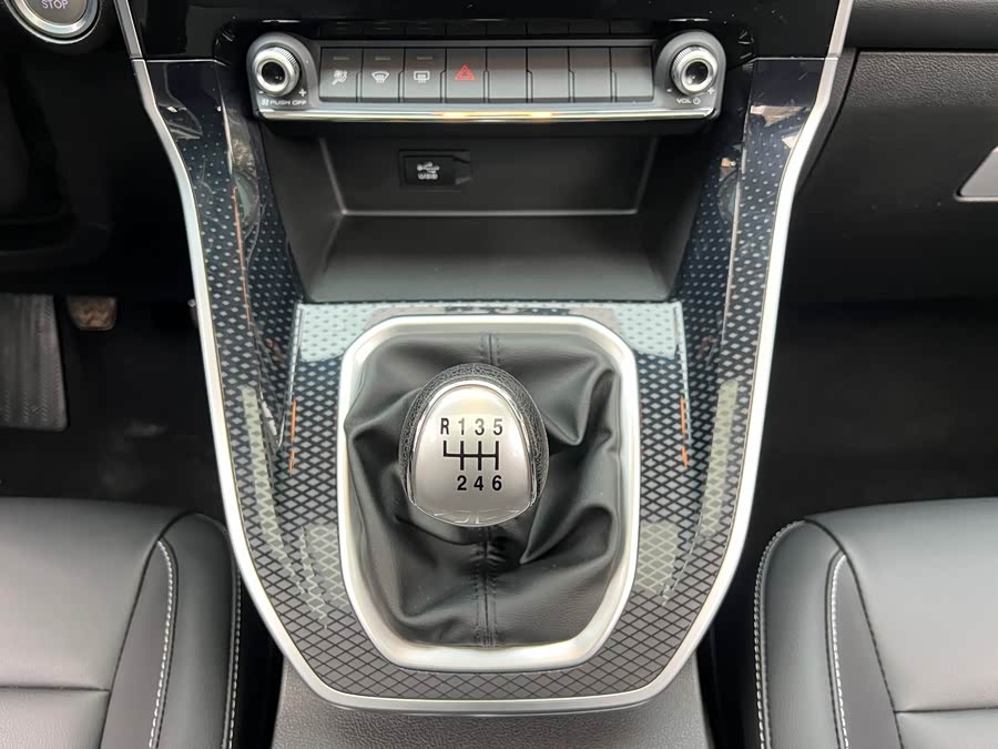 Haval M6 2020 car image #16