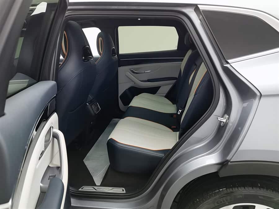 BYD Song Plus New Energy 2024 car image #16