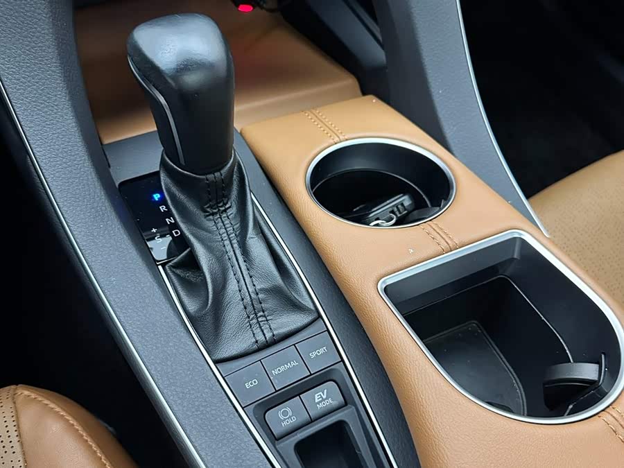 Toyota Avalon 2021 immagine di auto #16