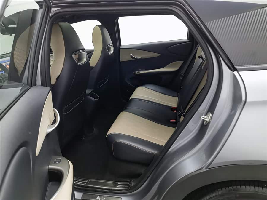 BYD Dolphin 2023 car image #16