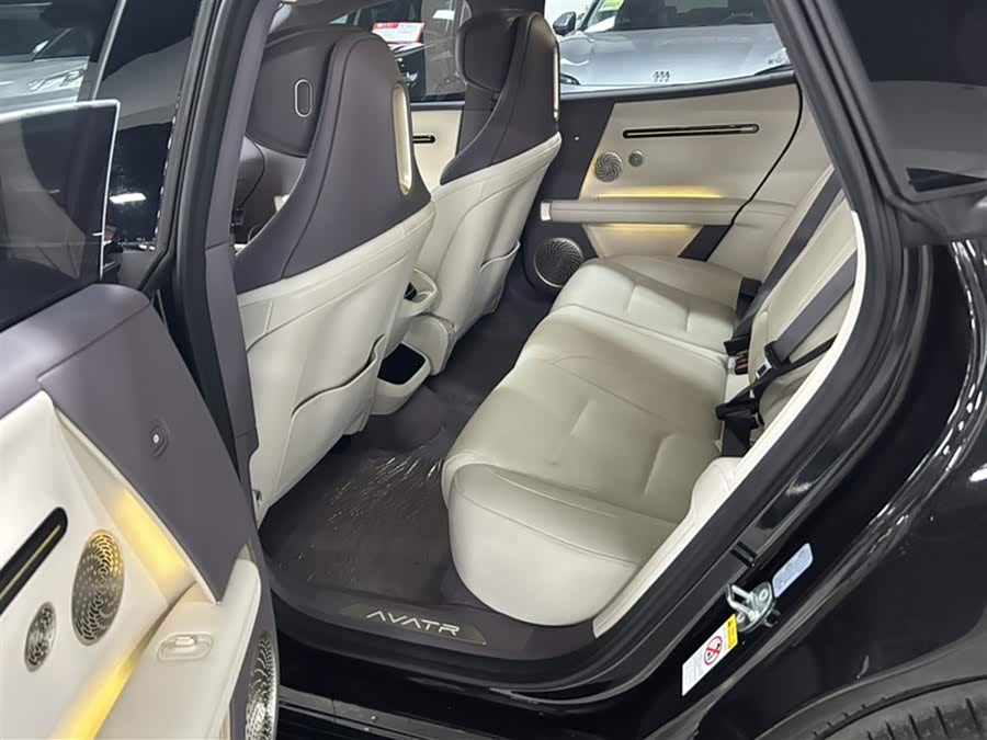 Avatr 06 2025 #16 Avatr 06 2025 car image #16