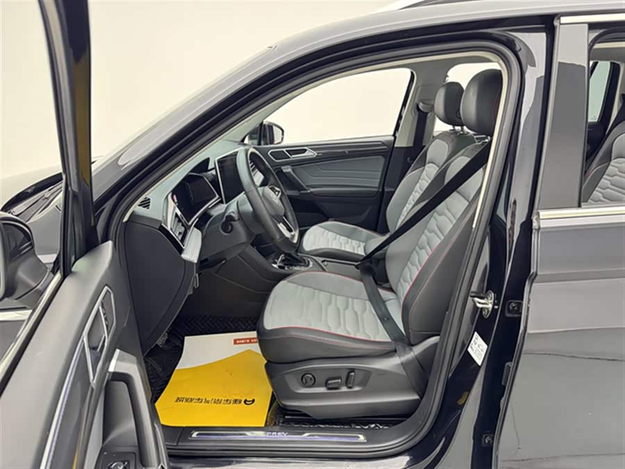 Volkswagen Tiguan L New Energy 2023 #16 Volkswagen Tiguan L New Energy 2023 car image #16