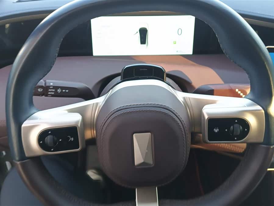 Avatr 11 2024 #16 Avatr 11 2024 car image #16