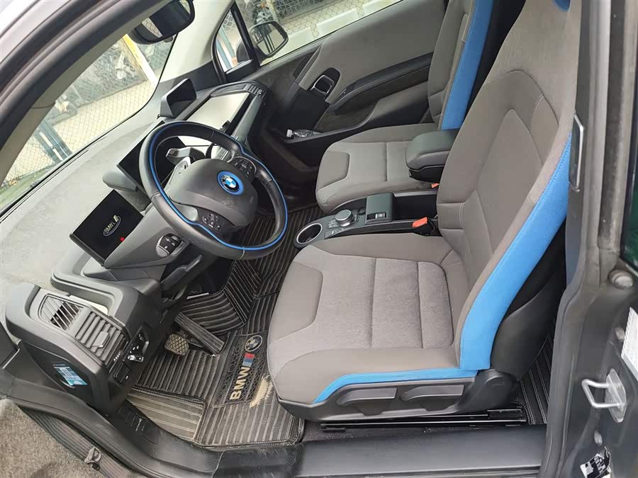 BMW i3 (Imported) 2018 #16 BMW i3 (Imported) 2018 car image #16