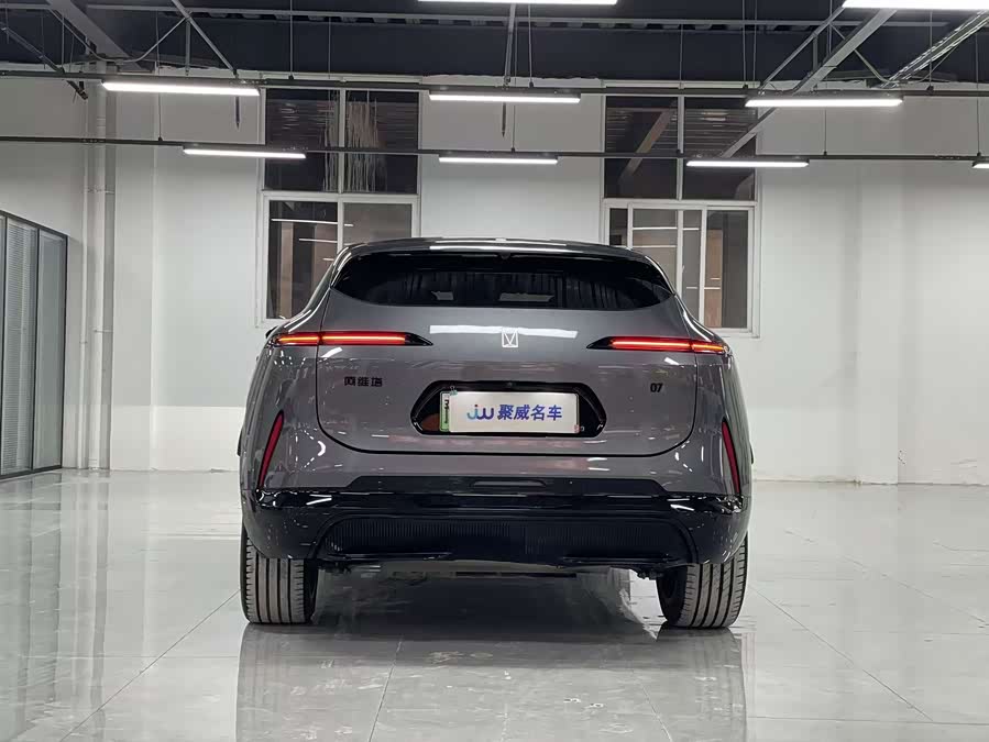 Avatr 07 2024 car image #16