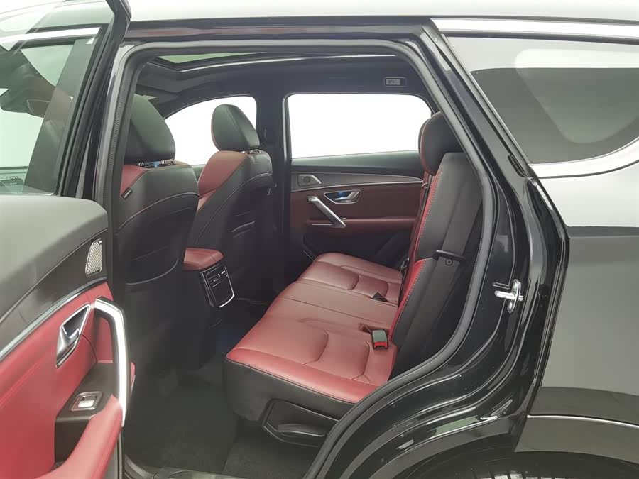 Jetour X70 PLUS 2022 car image #16