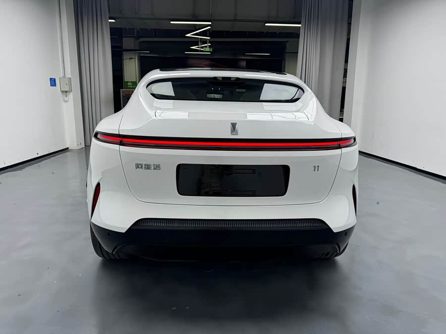 Avatr 11 2025 immagine di auto #16