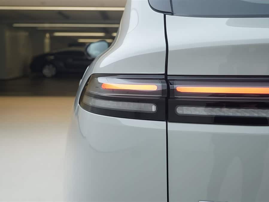 零跑汽车 零跑C10 2025 汽车图片 #16