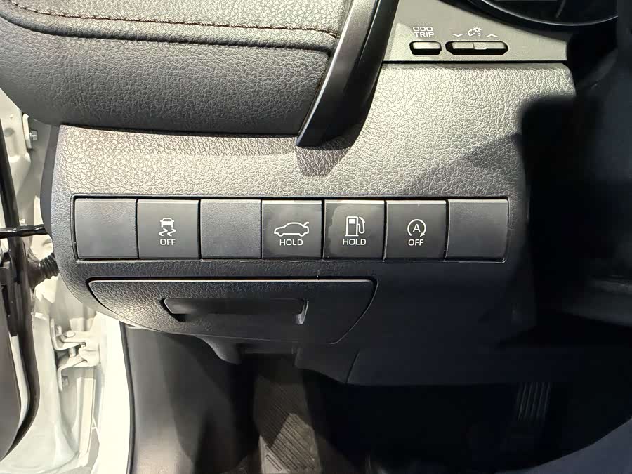 Toyota Camry 2022 #16 Toyota Camry 2022 car image #16