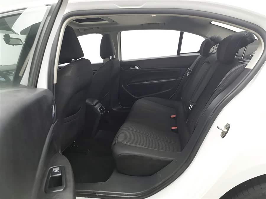 标致 标致408 2017 汽车图片 #16