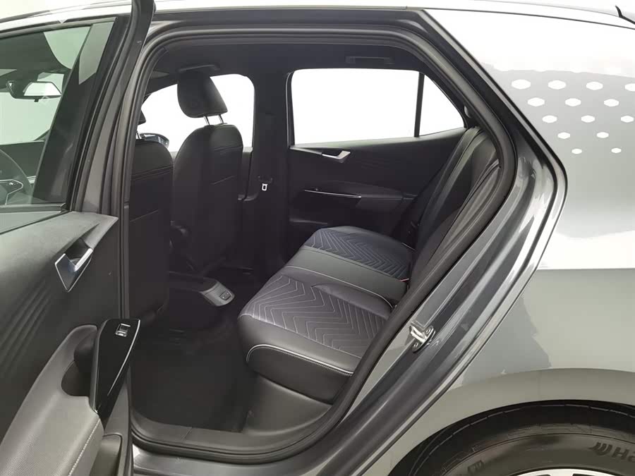 Volkswagen ID.3 2023 #16 Volkswagen ID.3 2023 car image #16